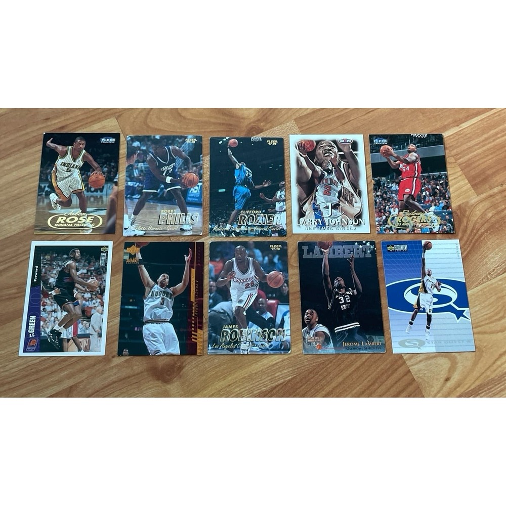 10 NBA Basketball Cards
Good condition